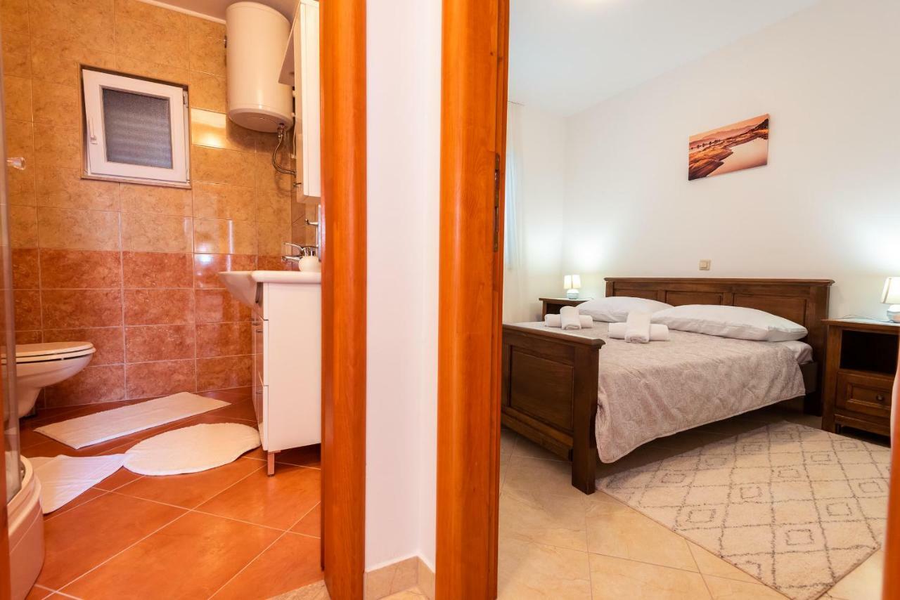 Apartmani Marina Klek Exterior photo